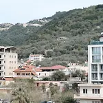 Beachfront 5 By Office
