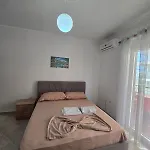 Beachfront 5 By Office Vlorë